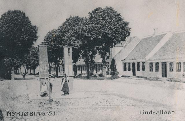 Lindealle - ca. 1910 (B91803)