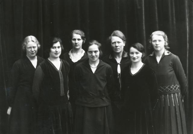 Vallekilde Højskole. Tjenestepiger - 1931 (B2709)