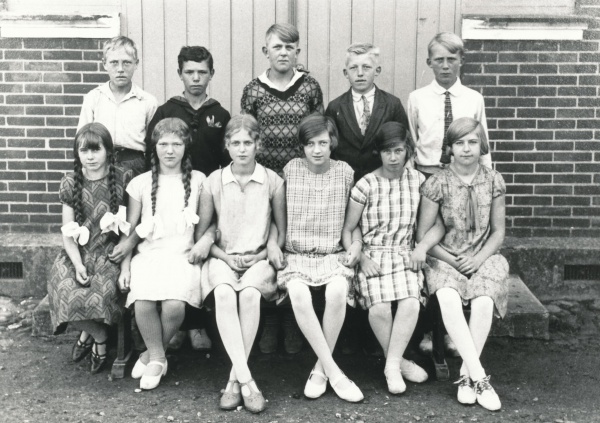Eskildstrup skole klassebillede ca. 1935.jpg