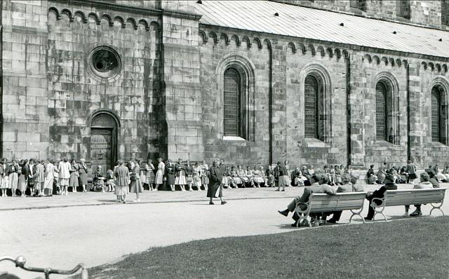 Udflugt til Lund Domkirke i Sverige - 1954 (B13585)