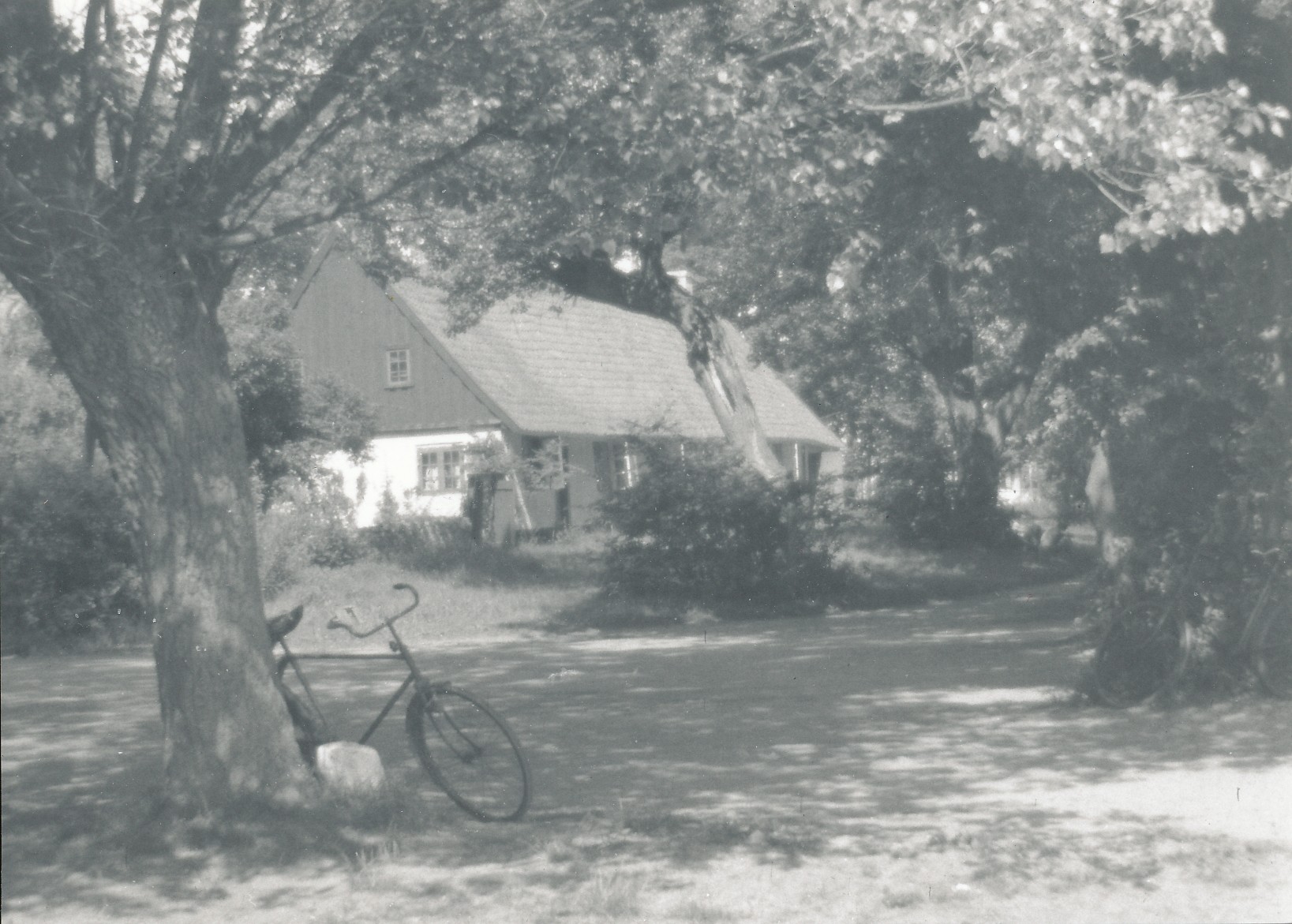 Ved Rørvig Havn - 1940'erne  (B95055)