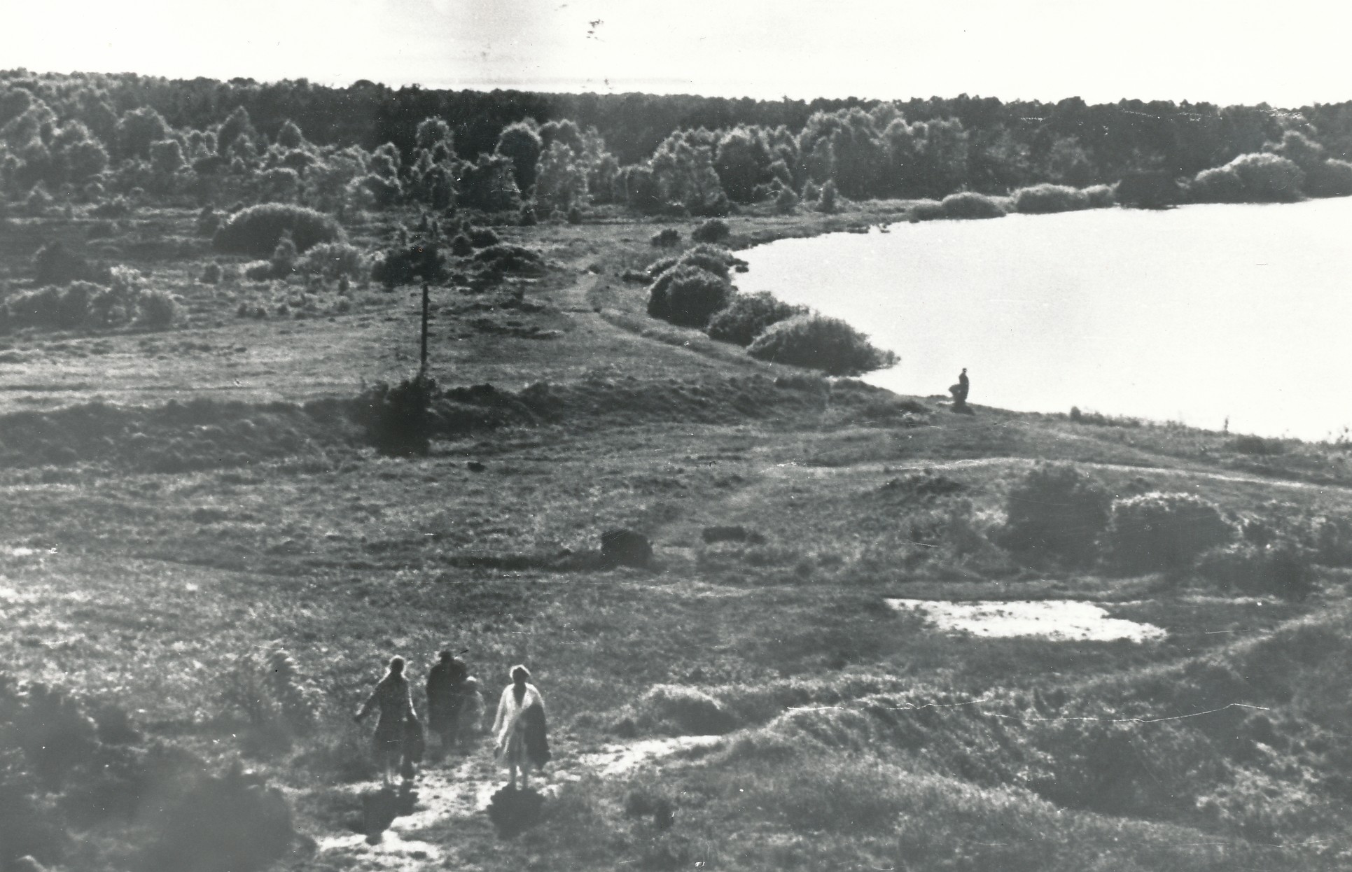 Dybesø, strandgæster  - 1920'erne  (B95174)