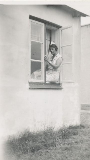 Vinduesmotiv på Missionskurstedet - 1932 (B95175)