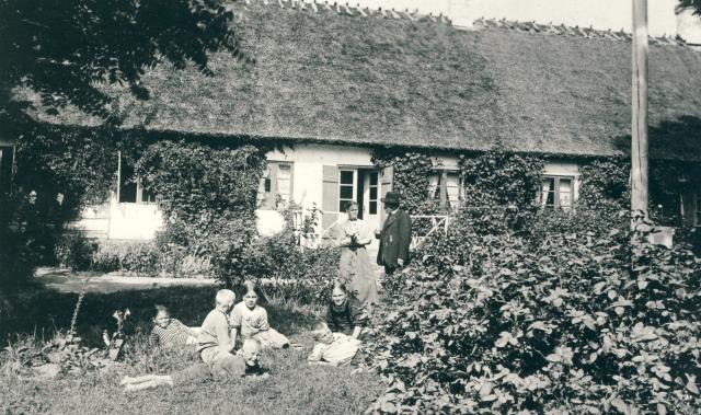 Odden gl. Præstegård omkring 1910 (B2039)