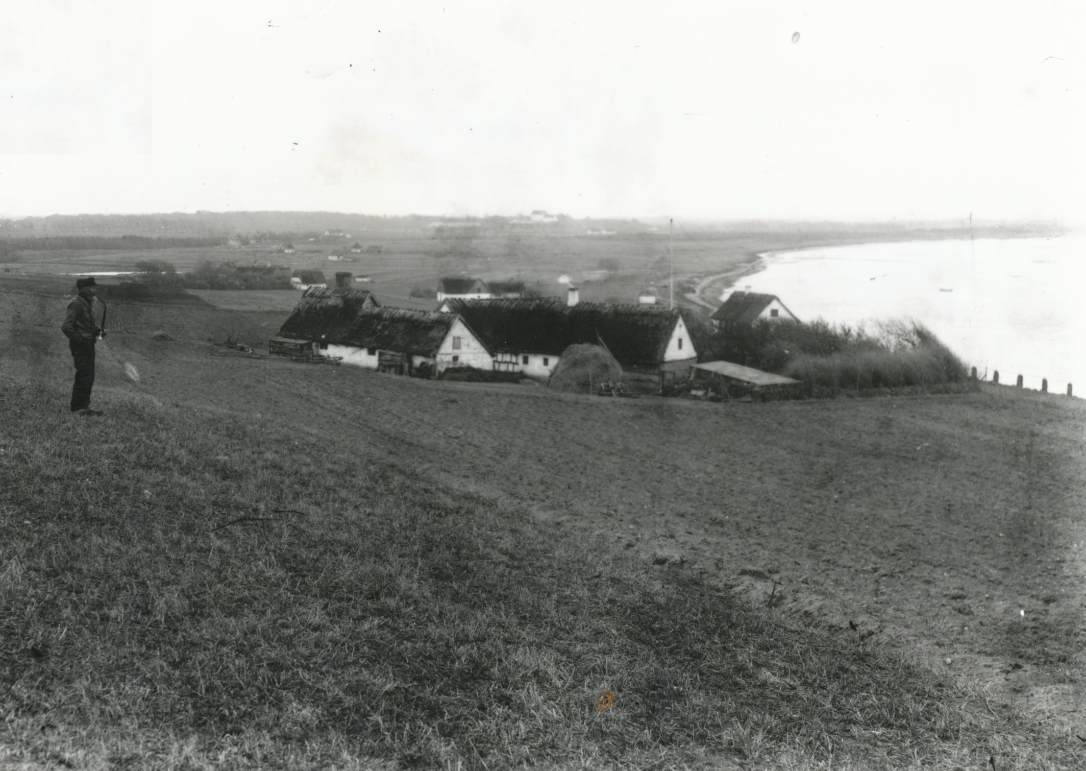 Ejendomme i Bjergene - ca. 1900 (B3582)