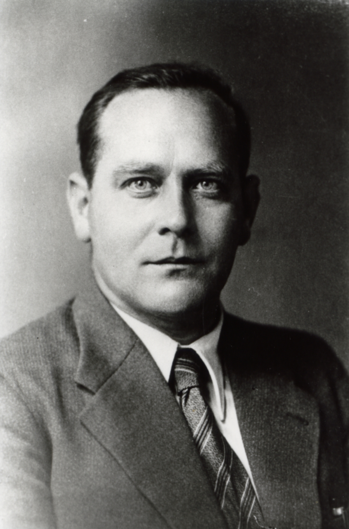 Petersen, Christian, Provst, Vig - 1940'erne (B2206)