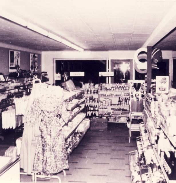 Nyindrettet Højby Brugs - 1960 (B4696)