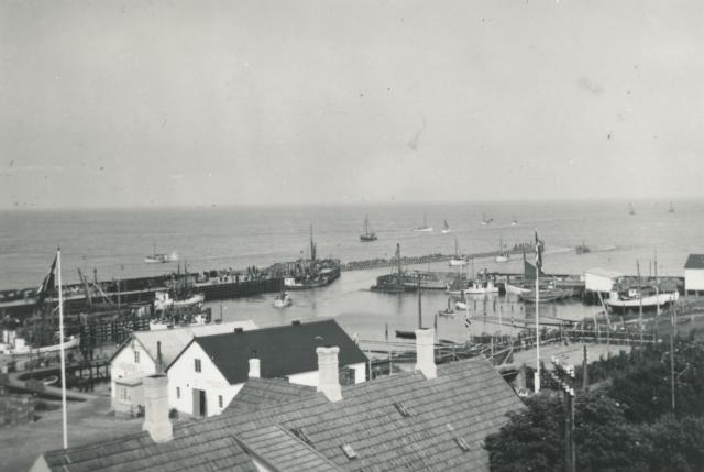 Yderhavnen i Odden bygges - 1940 (B5741)