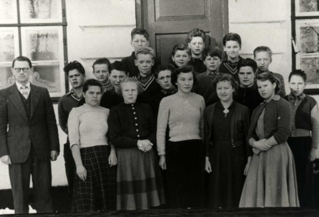 Konfirmander - Nr. Asmindrup - 1956 (B403)
