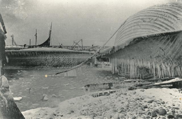 Ødelagte fartøjer i Odden Havn - 1922 (B5798)