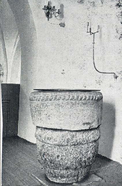 Odden Kirkes døbefont - september 1967 (B6409)