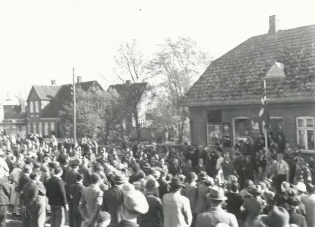 Asnæs - 5. maj 1945 (B3850)