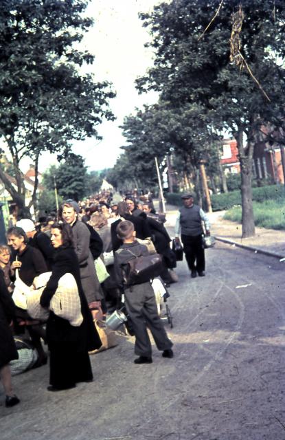 Fårevejle Stationsby. Tyske flygtninge - 1945 (B7968)