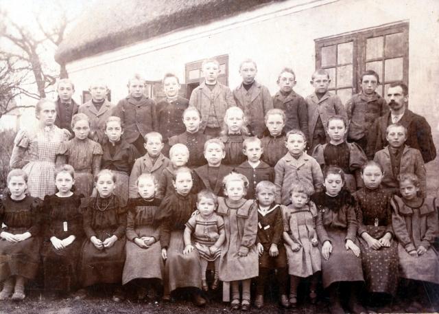 Lumsås Skole - 1900 (B8877)