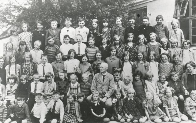 Hørve gamle skole - 1932 (B9383)