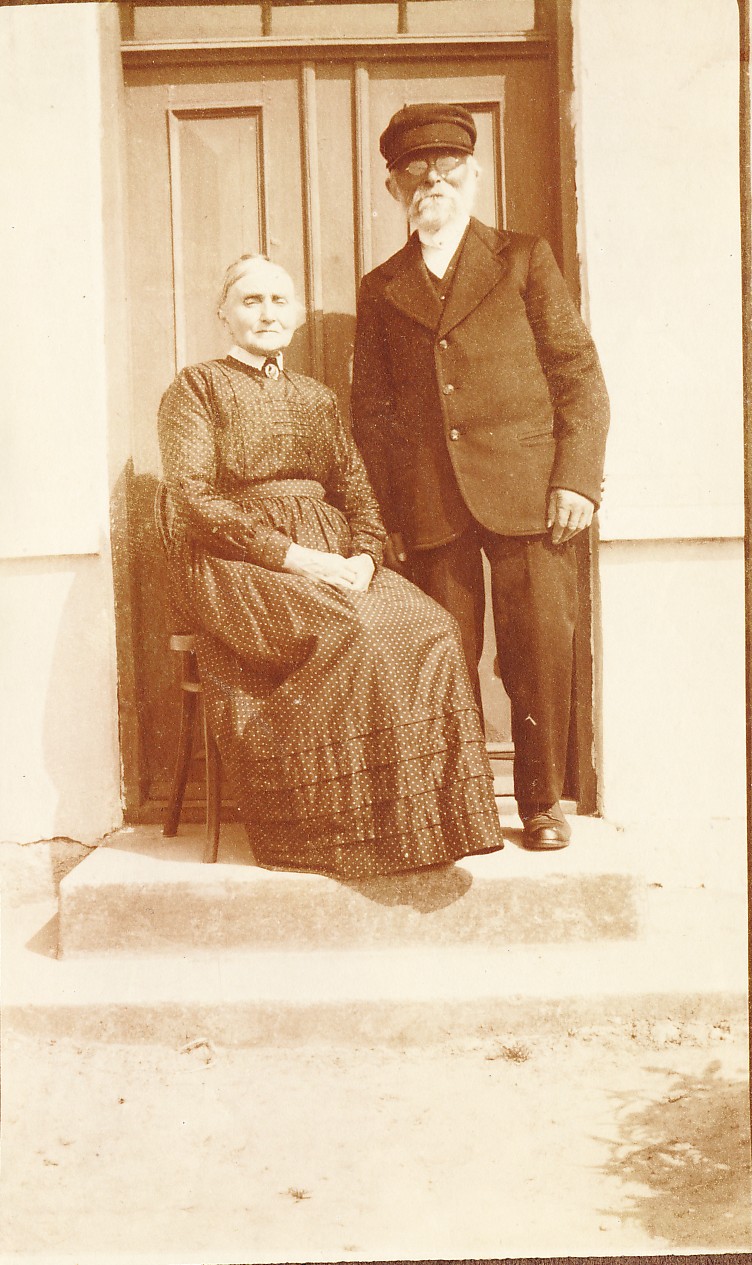 Ellen og Anders Johansen, Vig - ca. 1920 (B9408)