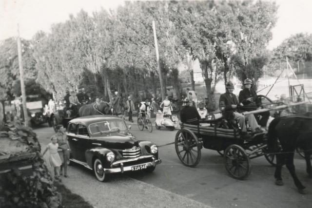 Asfaltbal i Nykøbing - ca. 1959 (B9560)