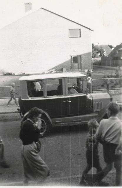 Asfaltbal i Nykøbing - ca. 1959 (B9561)