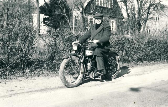 Ingemann Birkedal, Bjergesø - 1950 (B9897)