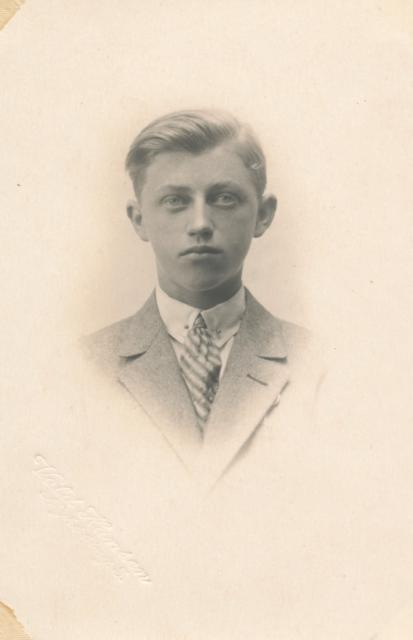 Ejner Hansen (B10103)