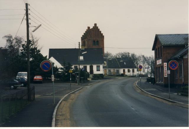 Hovedgaden, Grevinge, 1995 (B1707)