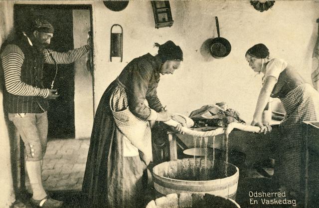 En vaskedag i Odsherred - ca. 1920 (B13620)