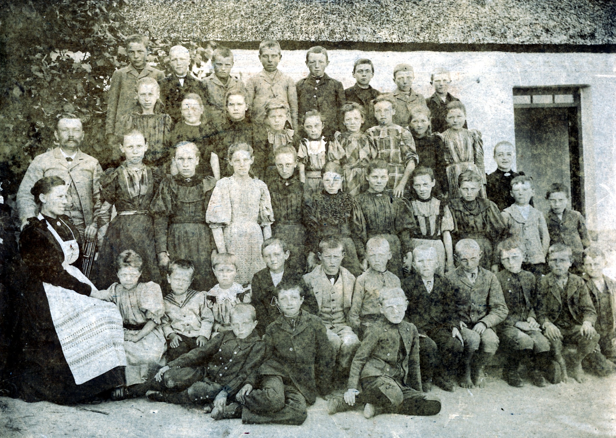 Vig gamle Skole - ca. 1895 (B8944)