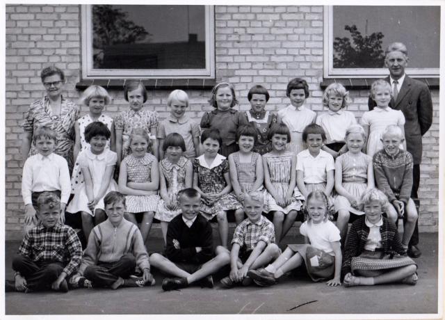 Rørvig Sogneskole 1. klasse - 1959/60 (B14883)