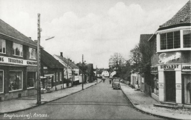 Enghaven set fra Storegade ned mod stationen - ca. 1960 (B1997)