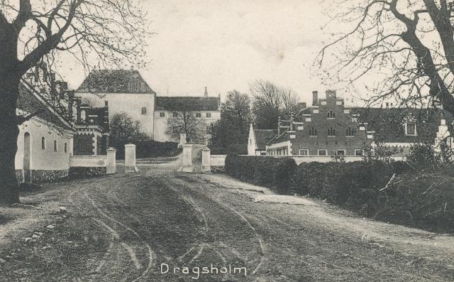 Indkørslen til Dragsholm Slot, ca. 1914 (B2288)