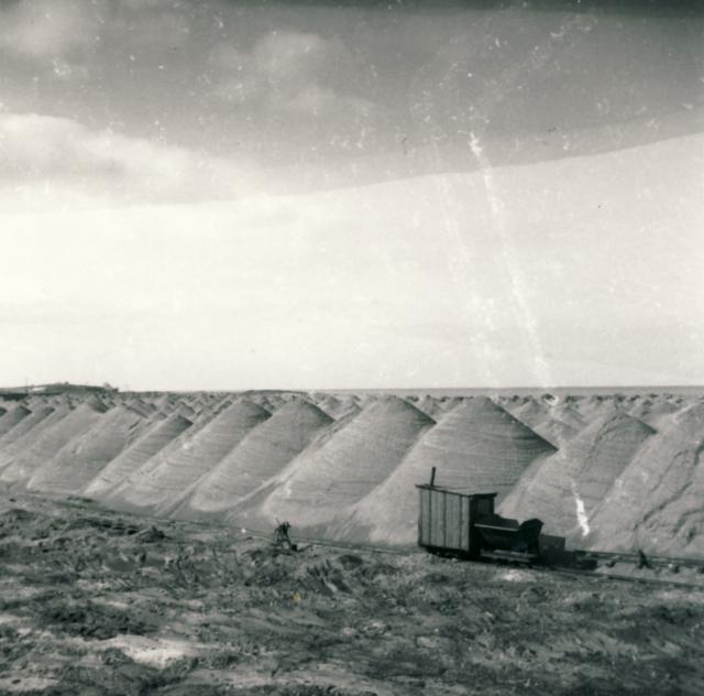 Yderby Skærvefabrik - Stenlejerne - ca. 1950 (B2437)