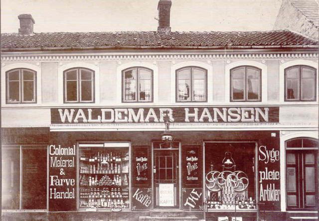 Waldemar Hansen's kolonialforretning, Algade 30 - før 1910 (B90277)