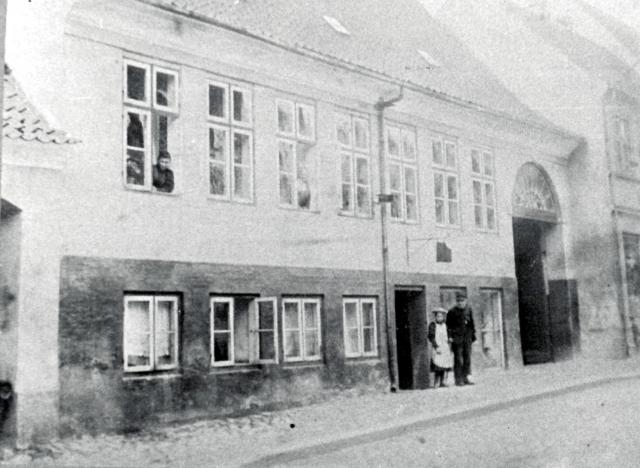 Garvermester Schackes gård - ca. 1895 (B90417)