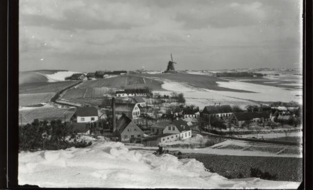 Høve set fra Esterhøj omkring 1950 (B1164)