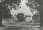 Indkørslen til Dragsholm Slot - ca. 1940 (B2617)