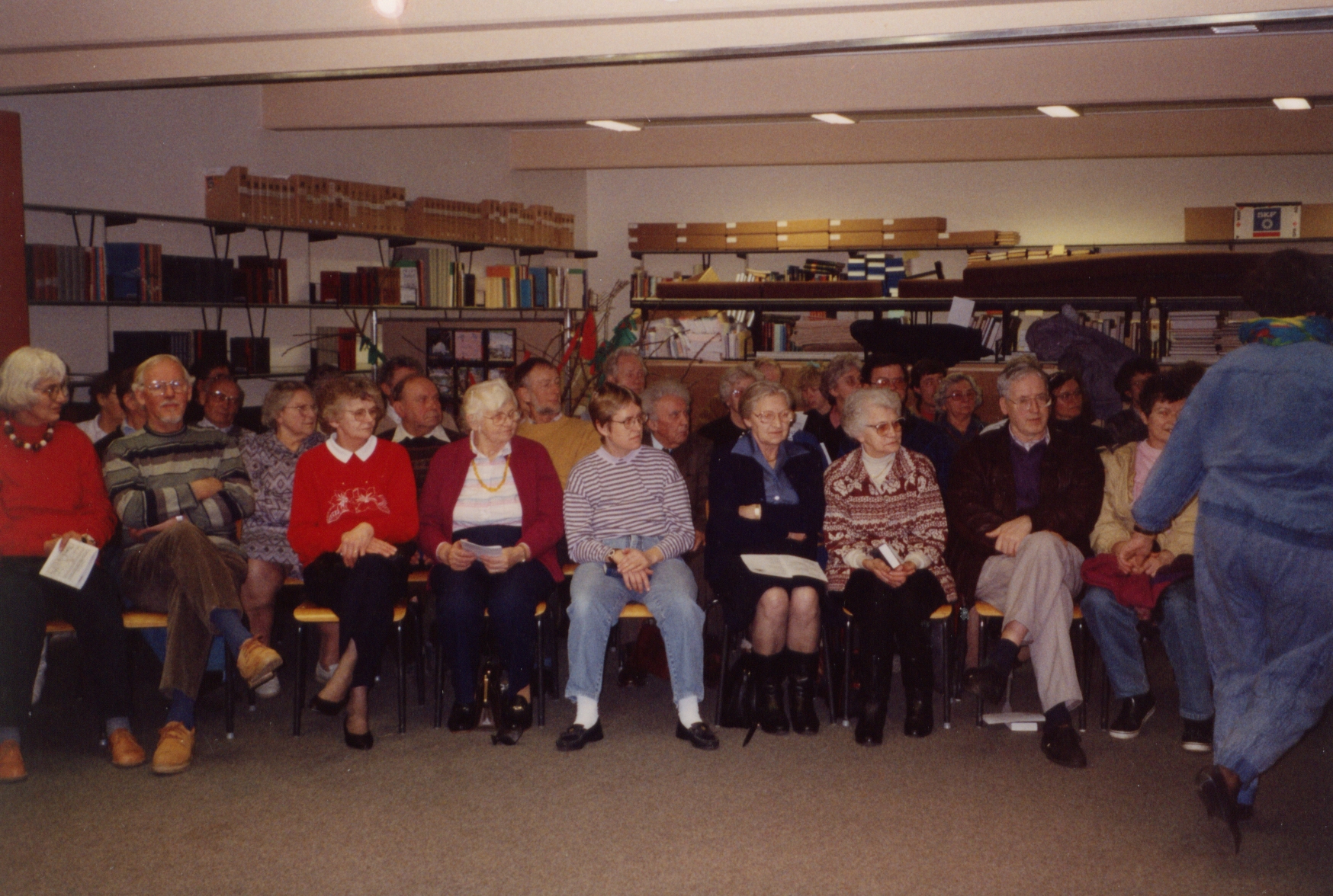 Dragsholm Bibliotek, Asnæs - Fastelavnsmøde i Dragsholm Lokalhistoriske Forening - 1993 (B950)