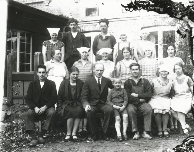 Vallekilde Højskole. Personale - 1930 (B2814)