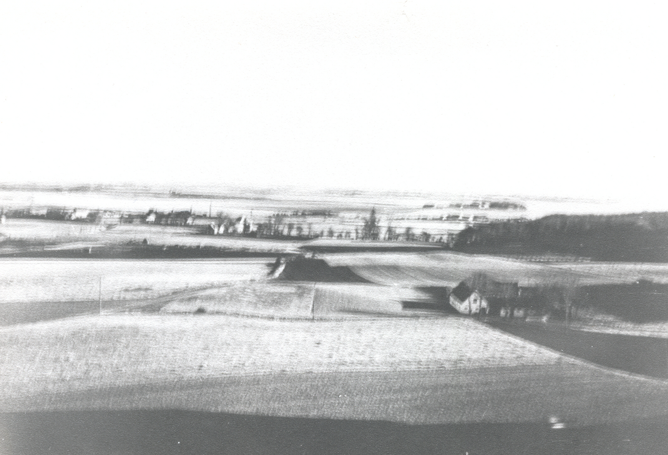 Foto taget fra luften eller fra vandtårnet i 1930'erne (b90025)