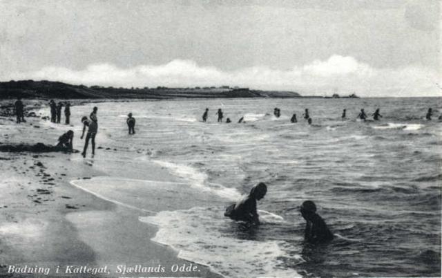 Badning i Kattegat, Lumsaas Nordstrand - Sjællands Odde - 1930'erne (B104)