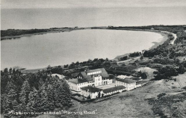 Missionskurstedet "Rørvig Bad" og  Dybesø  - ca. 1958  (B95158)