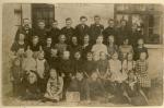Høve Skole. Lærer og elever - ca. 1920 (B3084)