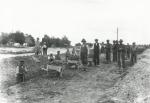 Skallegravning på Lammefjorden - ca. 1930 (B3240)