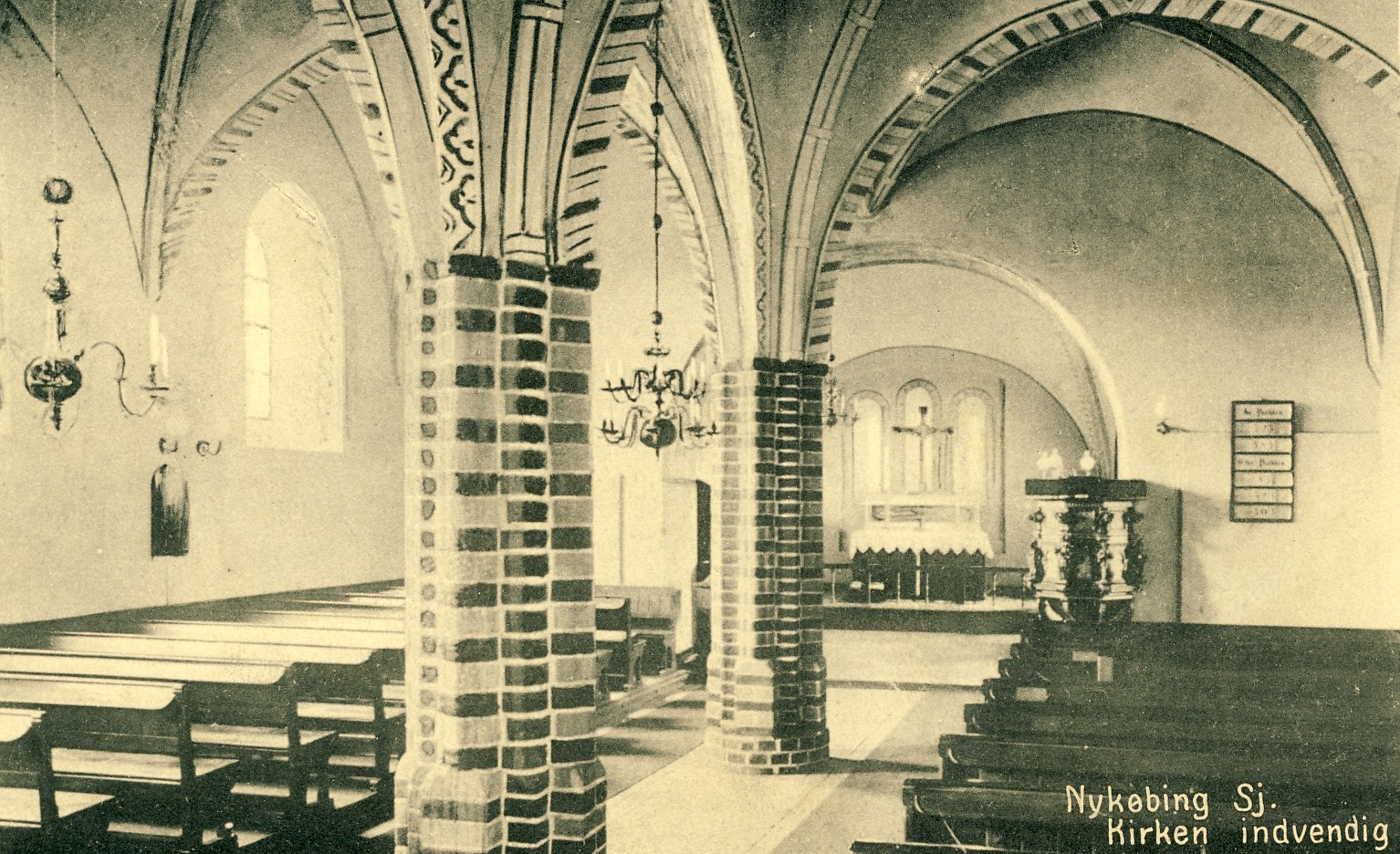 Nykøbing Kirke ca. 1920 (B91207)