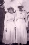 Martha og Clara Christiansen - Yderby - ca. 1917-1918 (B146)