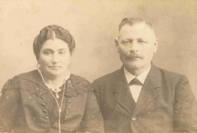 Jensen, Hans, gårdejer og hustru Anna Dorthea, Rindebjerggård, Asnæs - ca. 1918 (B926)