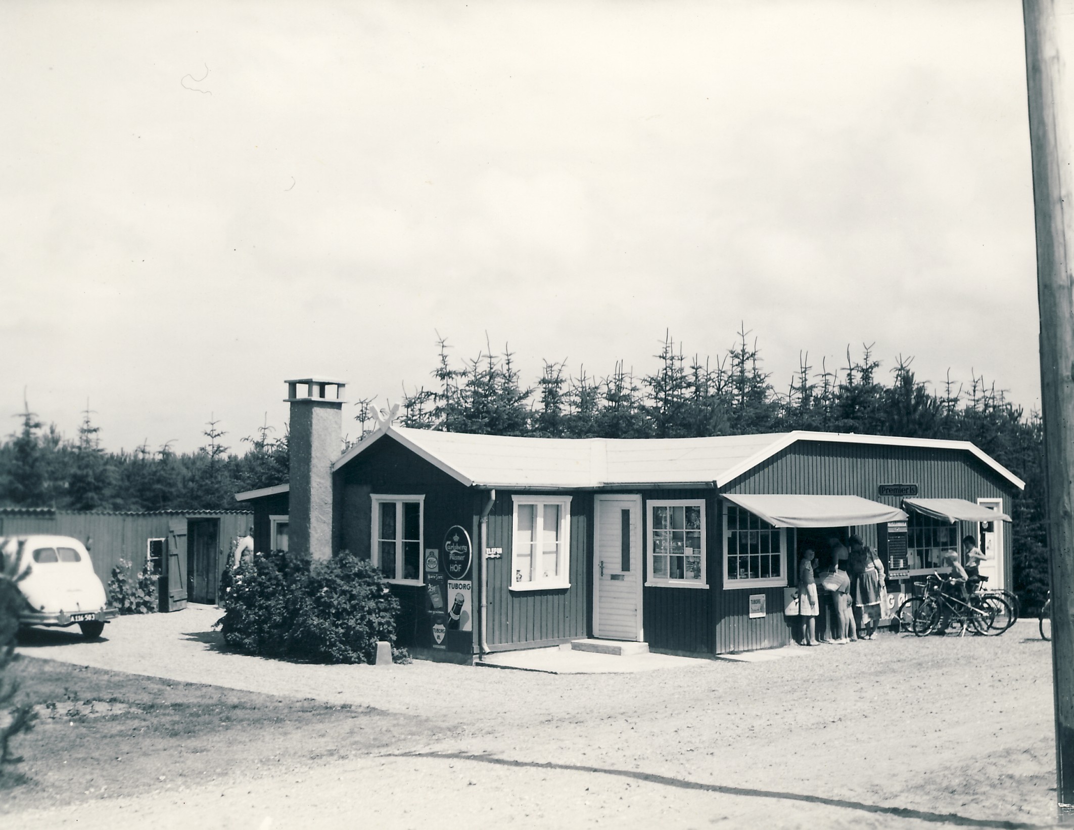 Butik Strandgården, Gudmindrup - ca. 1955 (B4584)
