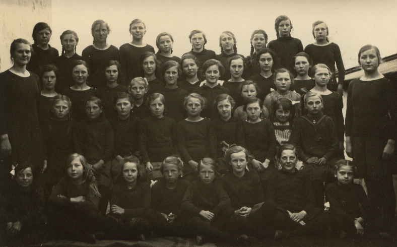 Højby Gymnastikforening - Pigehold - 1920'erne (B286)
