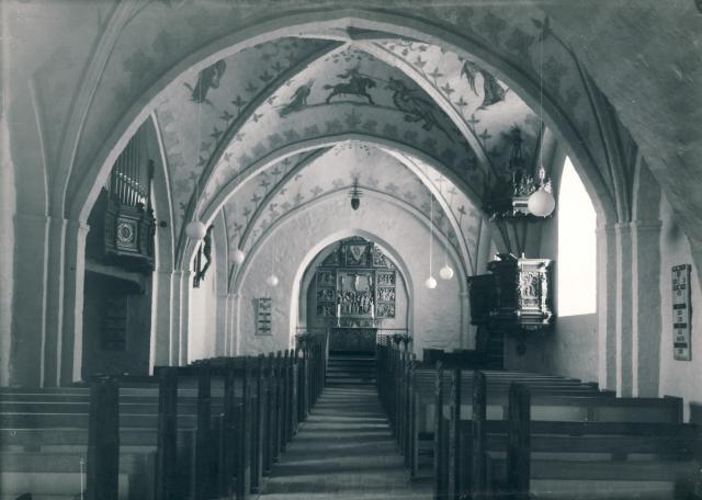 Højby Kirke, indvendig - ca. 1965 (B4791)