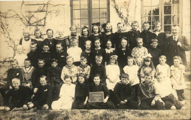 Stårup Skole - elever år 1923 (B44)