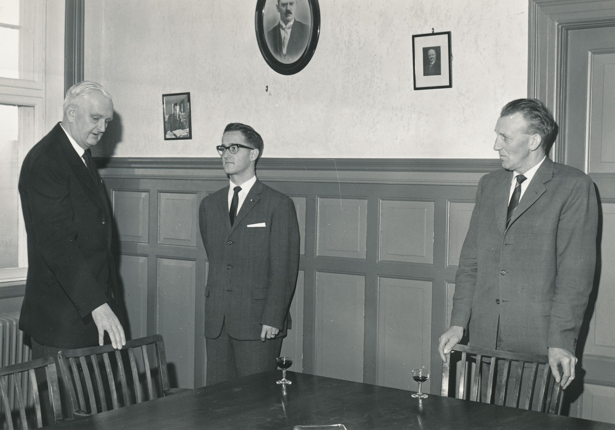 Gammel og ny direktør? ca. 1960 (B92459)